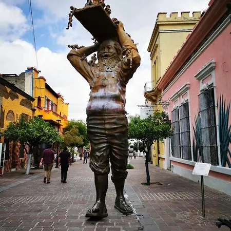 “Encantador Loft” - En El Corazon De San Pedro Guadalajara Exterior photo